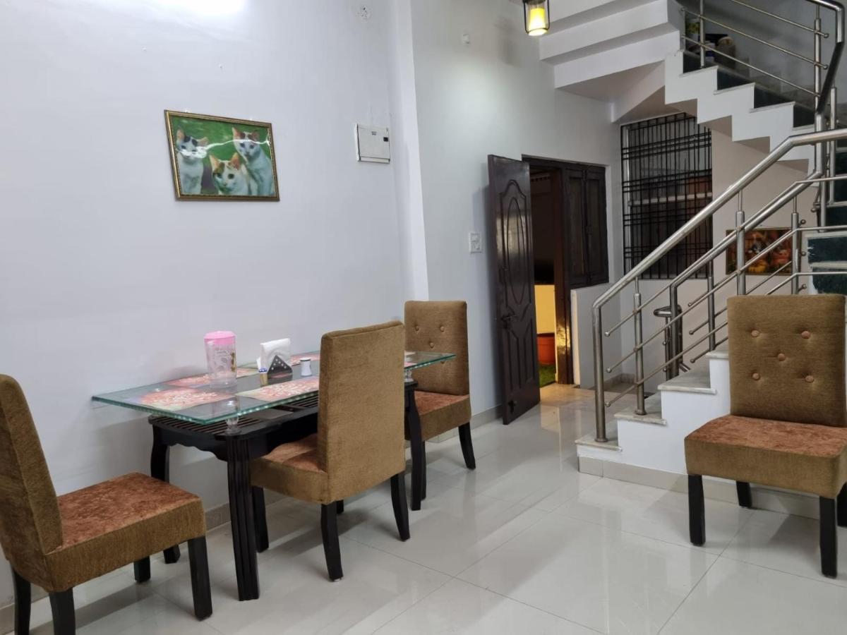 Leela Homestay Jabalpur - Lily - 2 Bhk Luxury Appartment Bagian luar foto