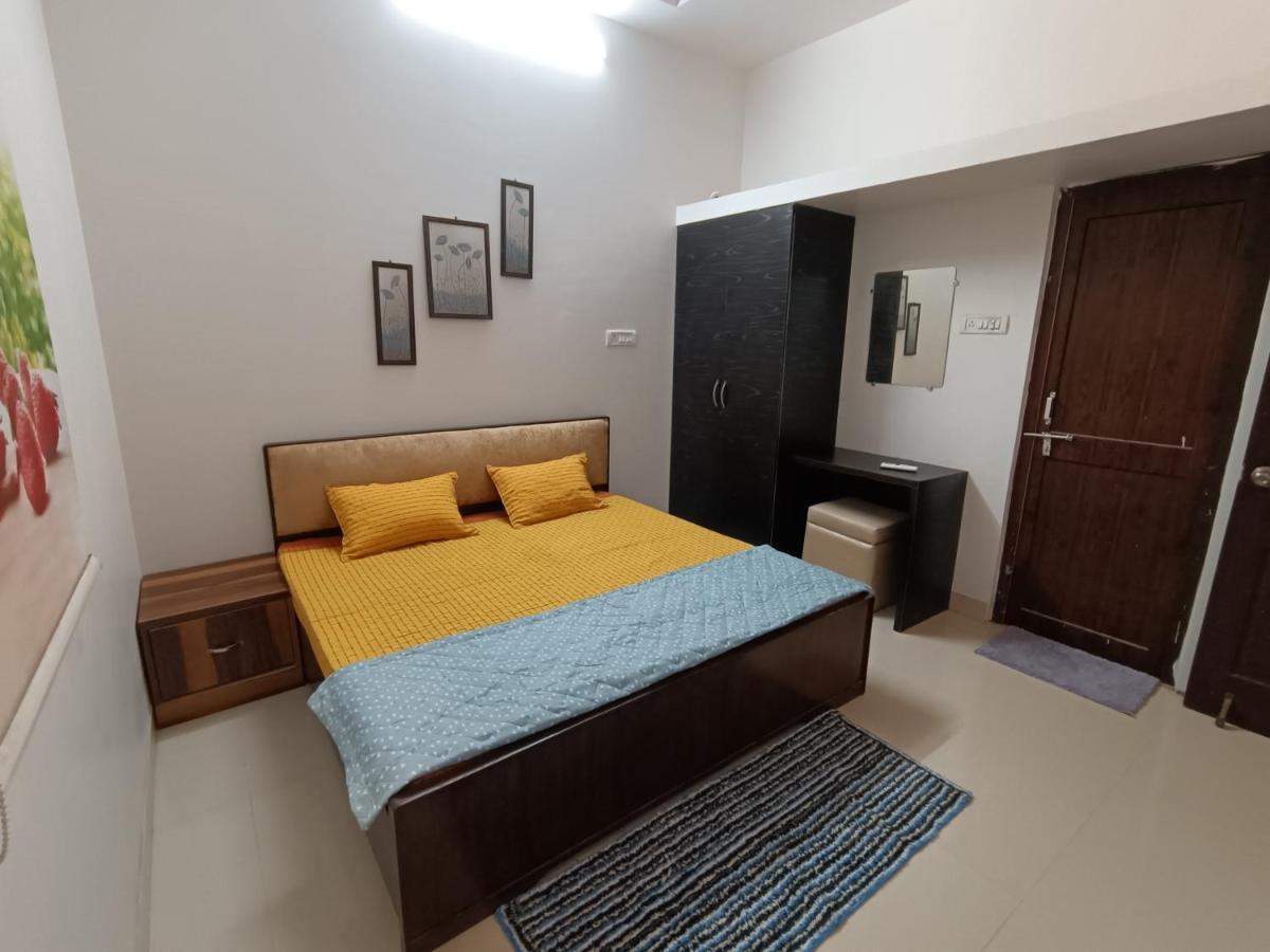 Leela Homestay Jabalpur - Lily - 2 Bhk Luxury Appartment Bagian luar foto