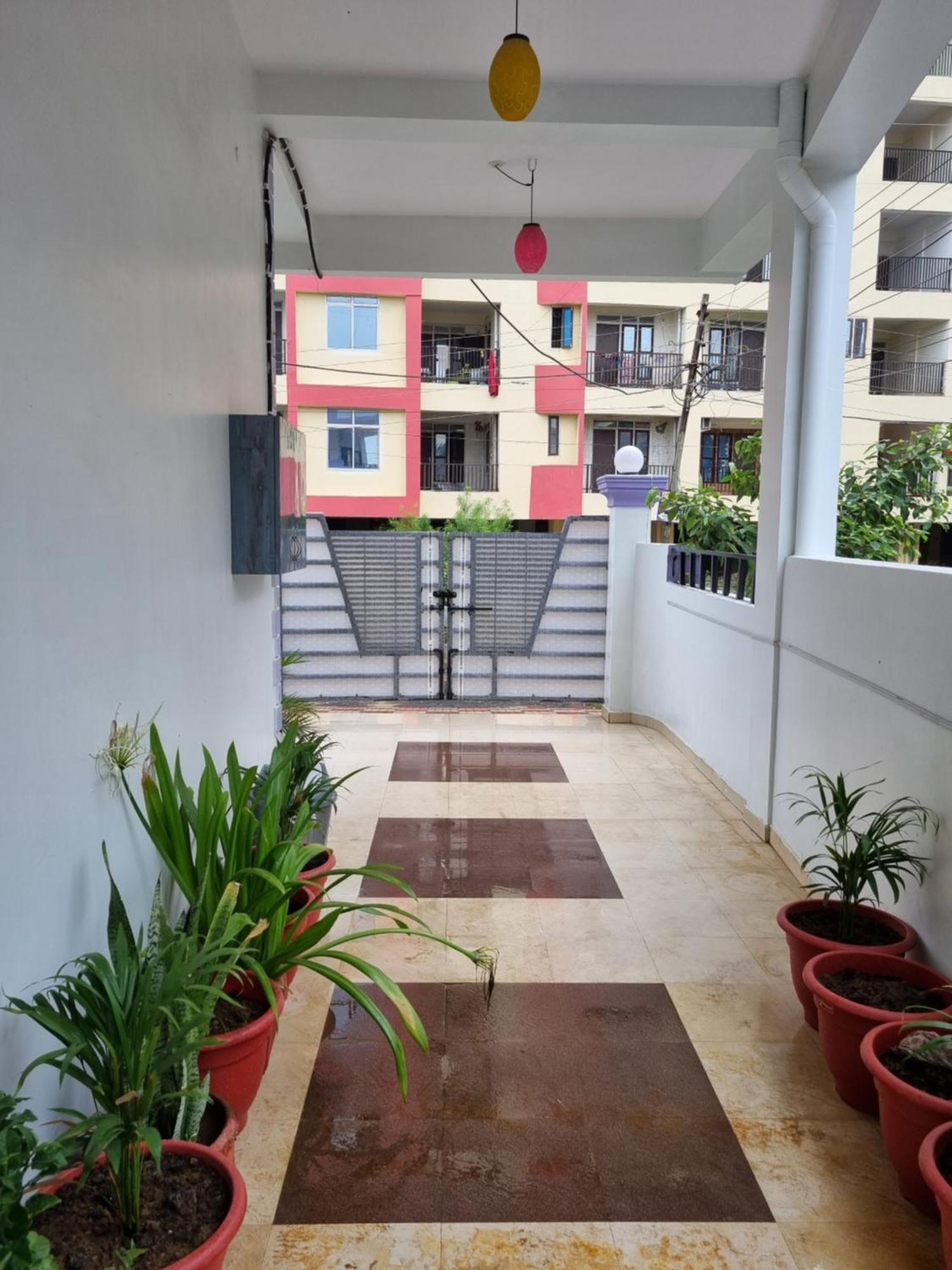 Leela Homestay Jabalpur - Lily - 2 Bhk Luxury Appartment Bagian luar foto