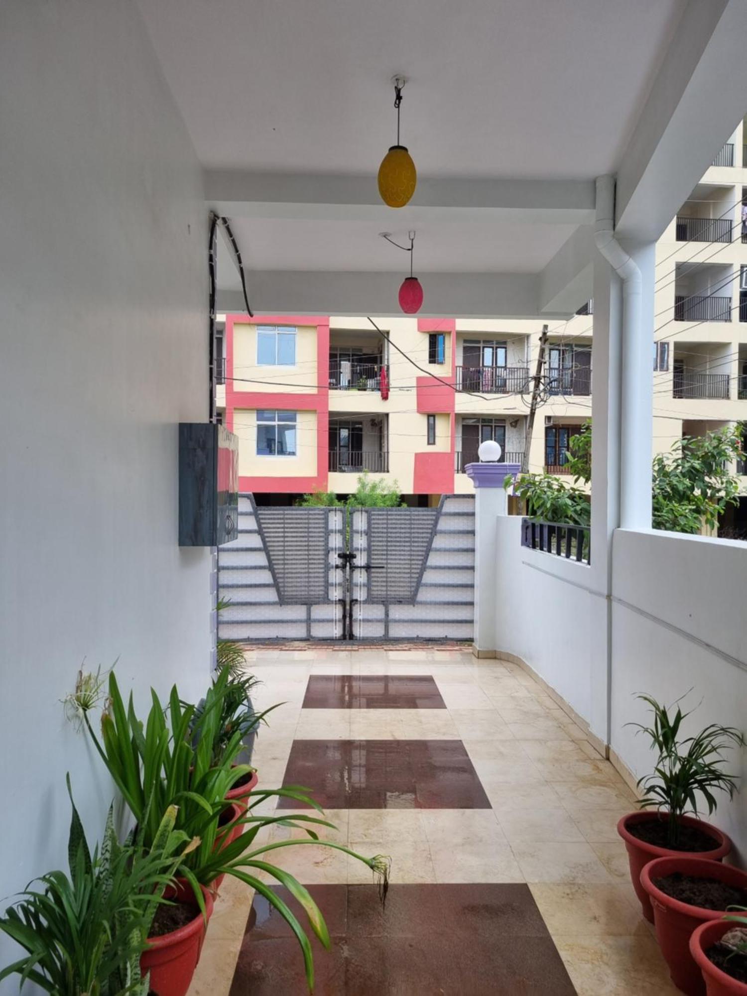 Leela Homestay Jabalpur - Lily - 2 Bhk Luxury Appartment Bagian luar foto